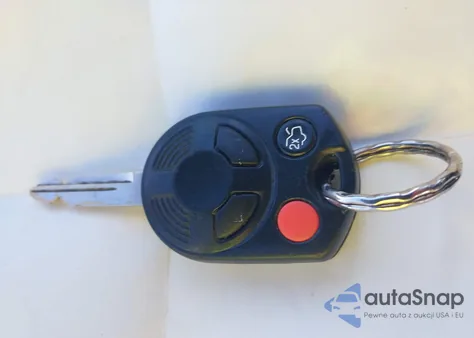 2008 Mercury Mariner V6 z USA, uszkodzony, nr VIN 4M2CU81158KJ41678